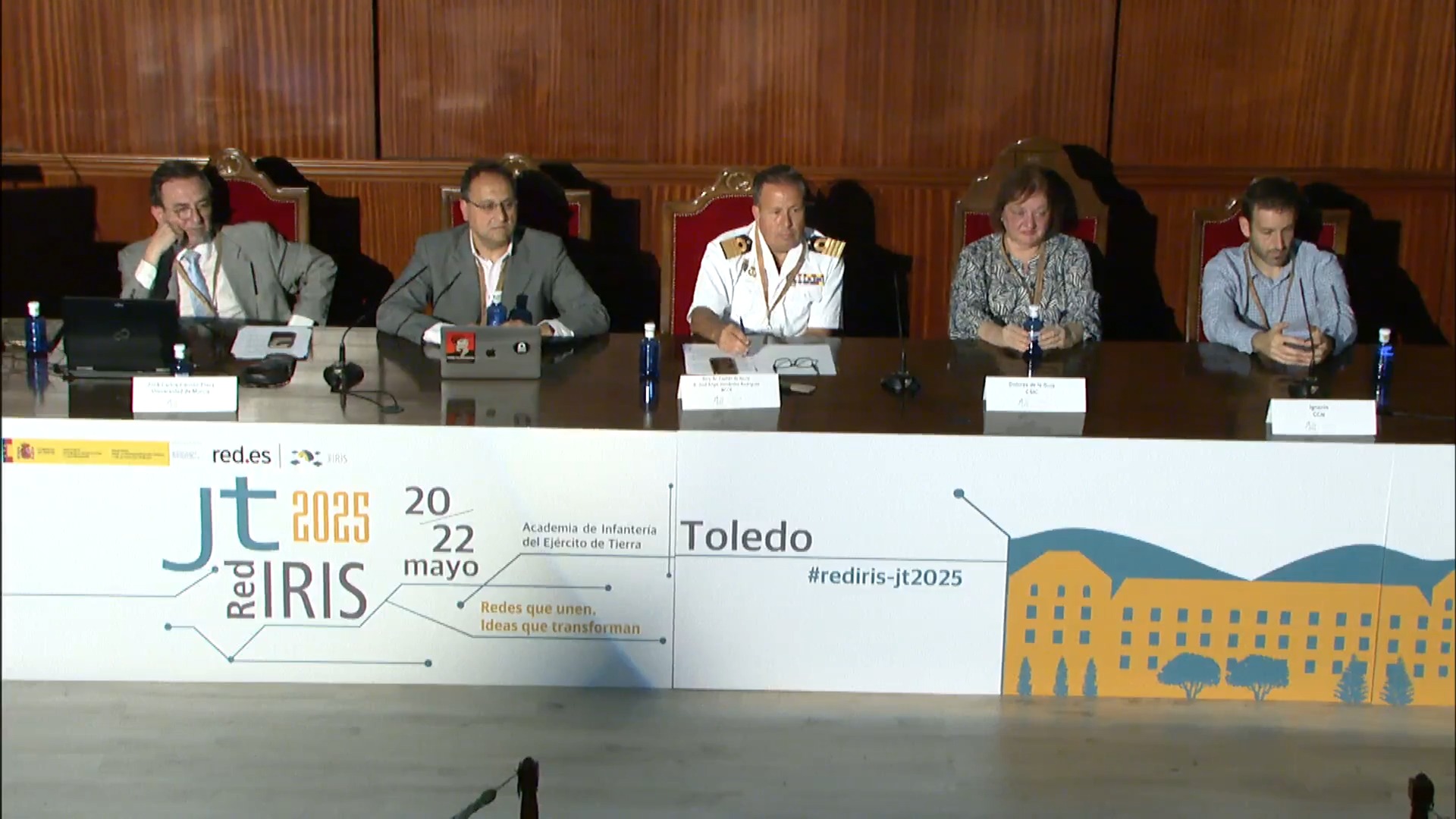 Mesa redonda - Ciberdefensa activa: Nuevos enfoques para la protección dinámica del ecosistema académico y científico